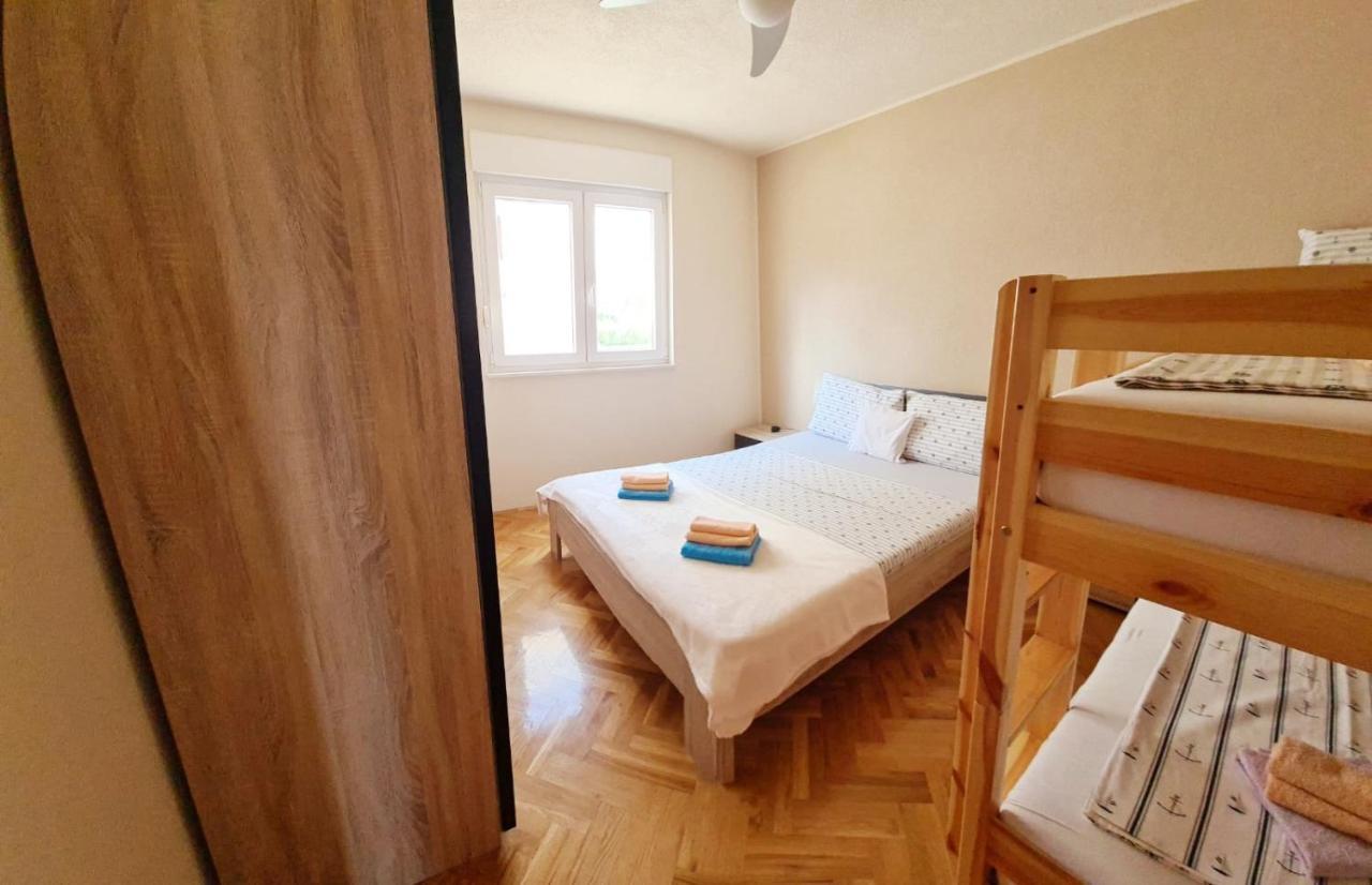 Apartments Naomi And Marsel Trogir Zewnętrze zdjęcie